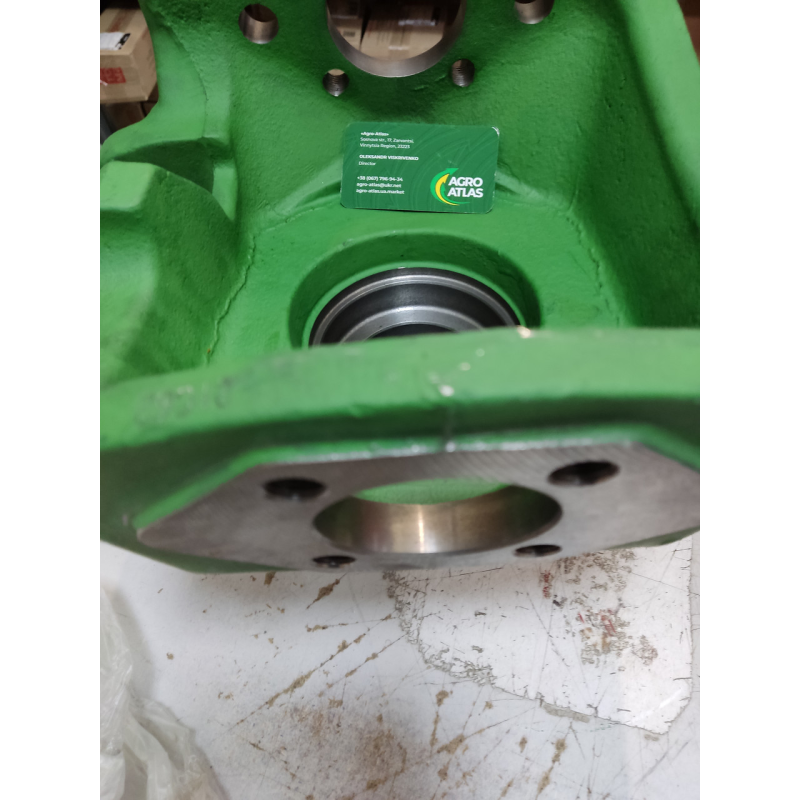 Цапфа LH R126437 Цапфа LH R126437