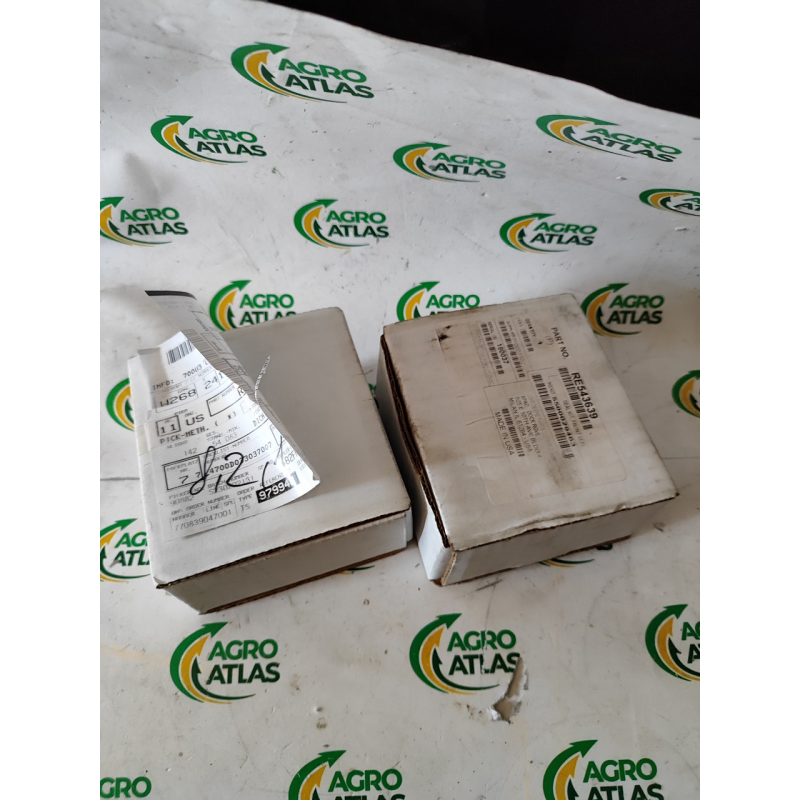 Комплект сальника RE543639