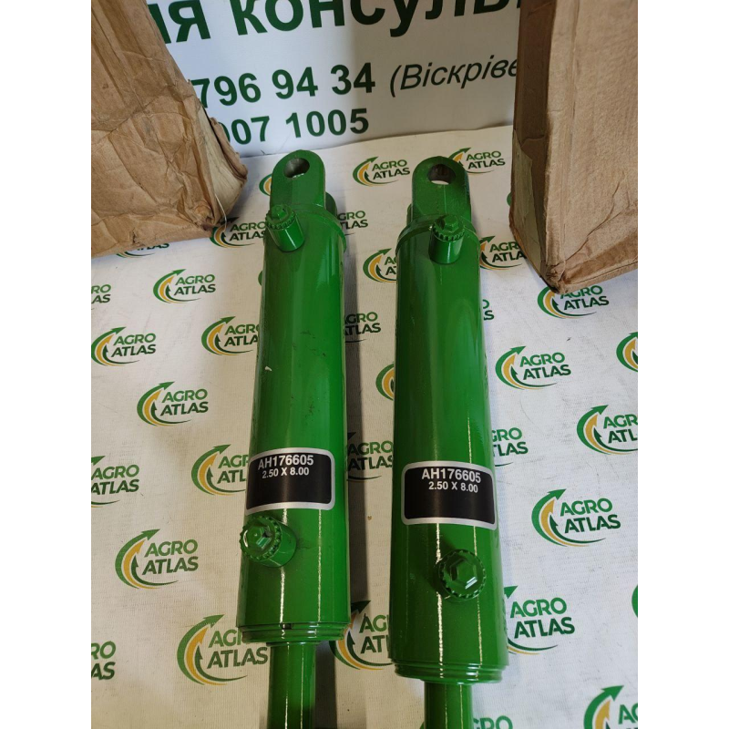 Гідроциліндр AH176605